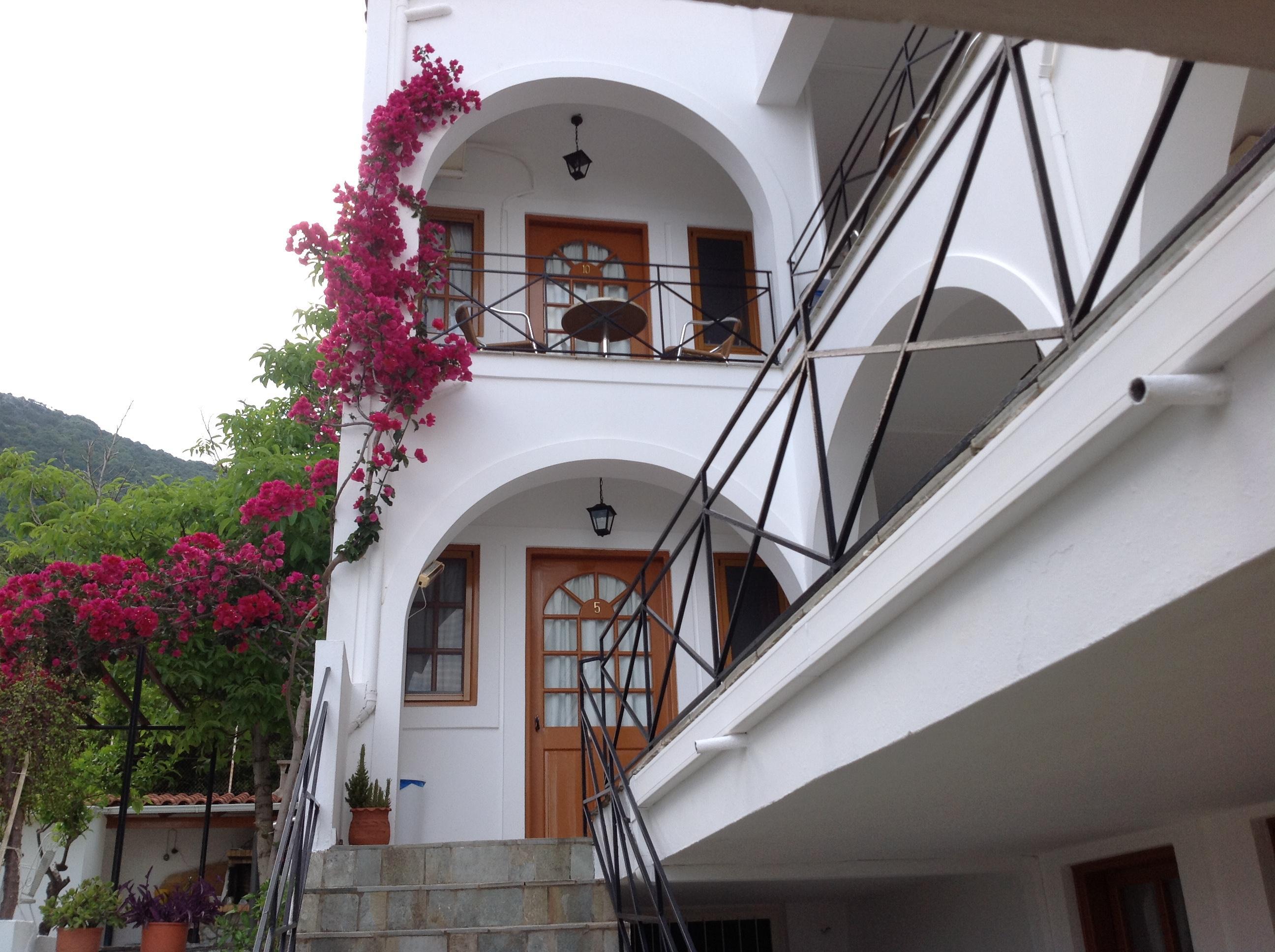 Travlos Studios Eleios-Pronnoi Exterior foto